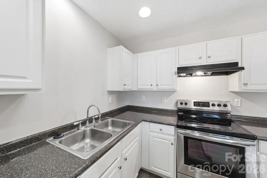 6766 Cypress Tree Lane Charlotte NC 28215