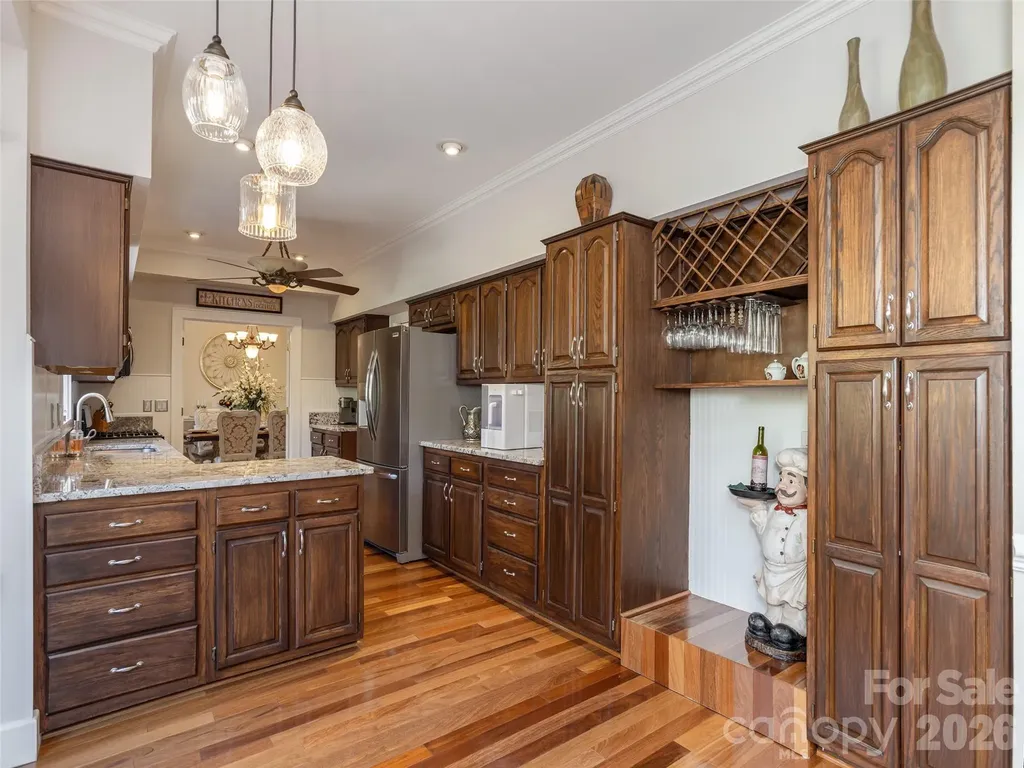 514 Whispering Hills Drive Hendersonville NC 28792