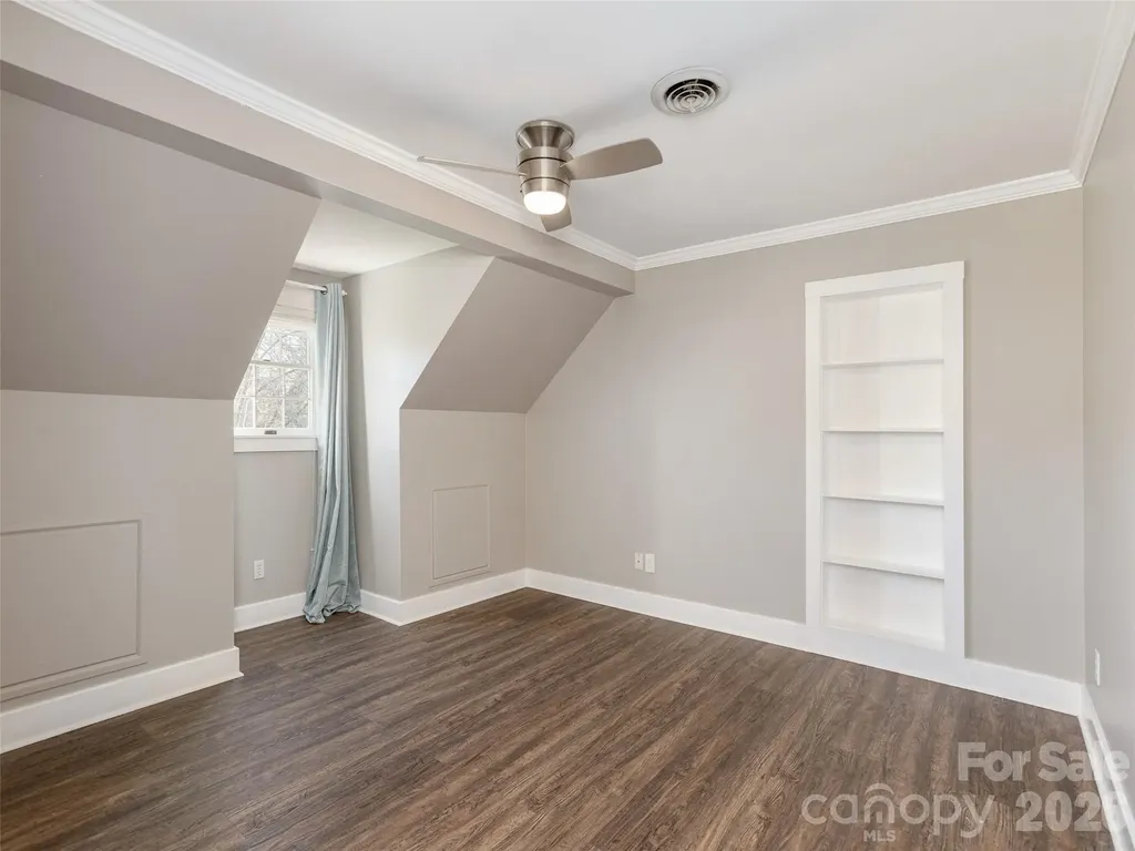 514 Whispering Hills Drive Hendersonville NC 28792