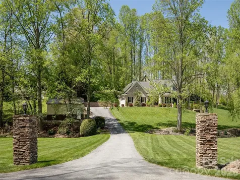514 Whispering Hills Drive Hendersonville NC 28792