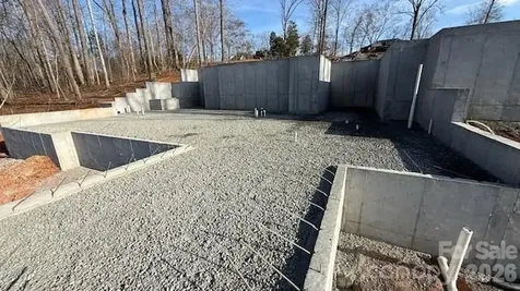 7061 Ridgeview Lane Iron Station NC 28080