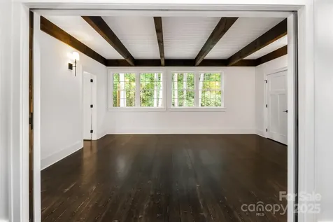 50 Turkey Trot Lane Burnsville NC 28714
