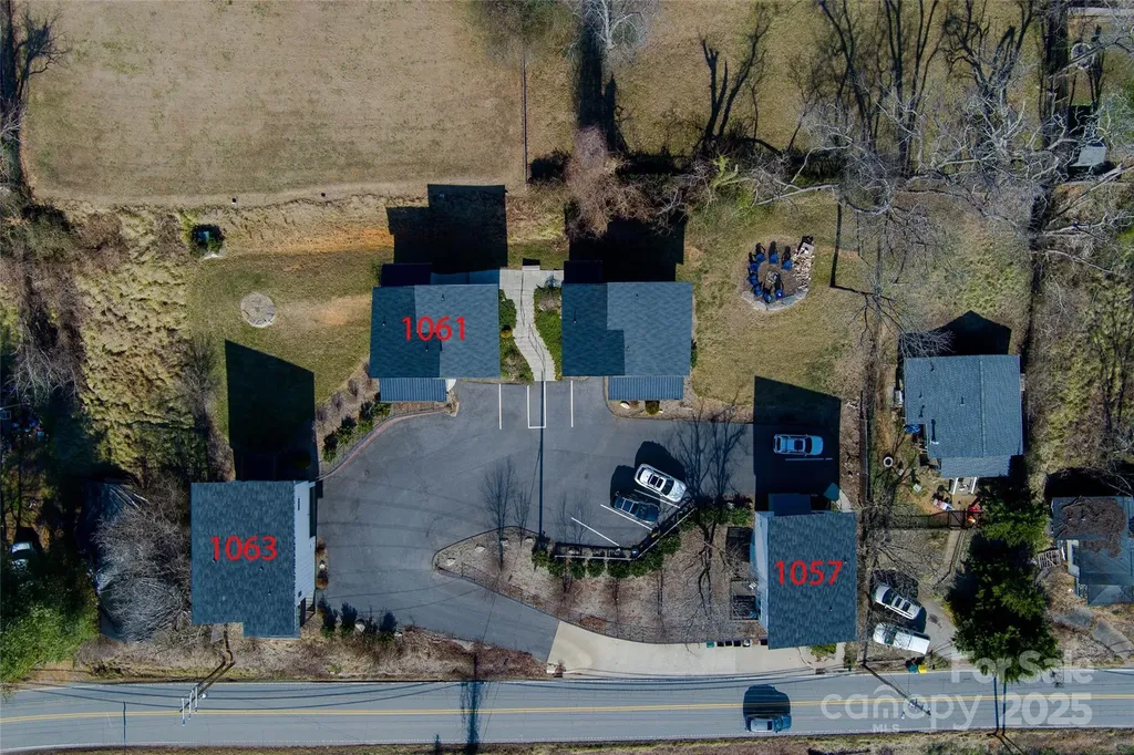 1057 Riverside Drive Asheville NC 28804