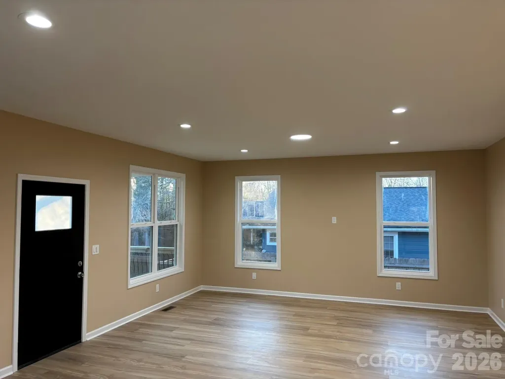 98 Brooklyn Road Asheville NC 28803
