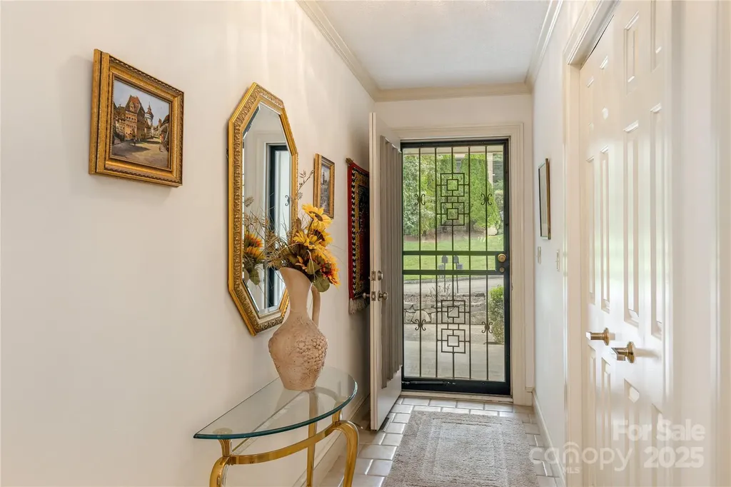 1 Westridge Court Hendersonville NC 28791