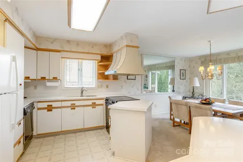 1 Westridge Court Hendersonville NC 28791