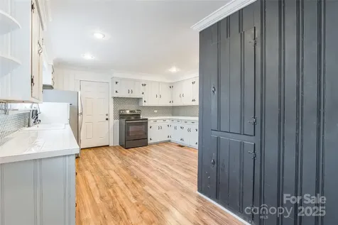 107 Hampton Street Chester SC 29706