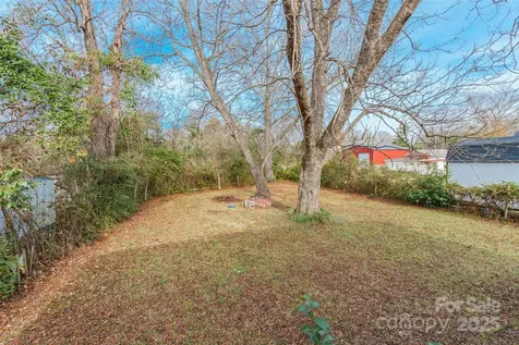 107 Hampton Street Chester SC 29706