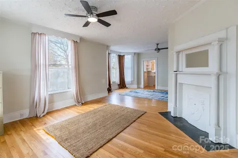 107 Hampton Street Chester SC 29706