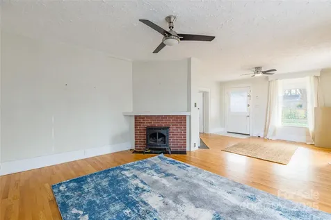 107 Hampton Street Chester SC 29706