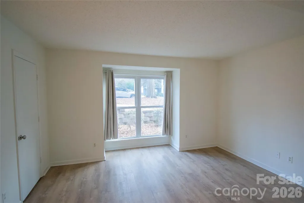 11042 Harrowfield Road Charlotte NC 28226