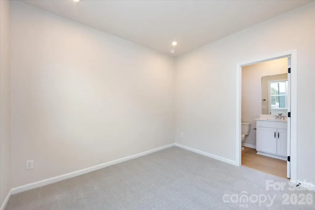 3009 Circles End Charlotte NC 28226