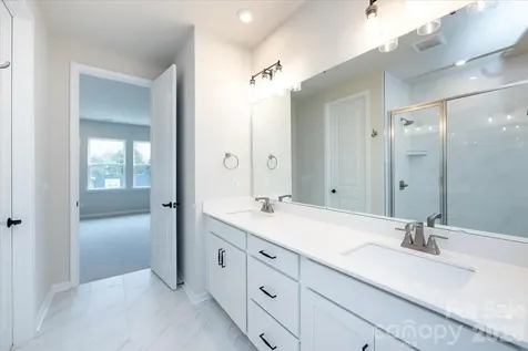 3009 Circles End Charlotte NC 28226
