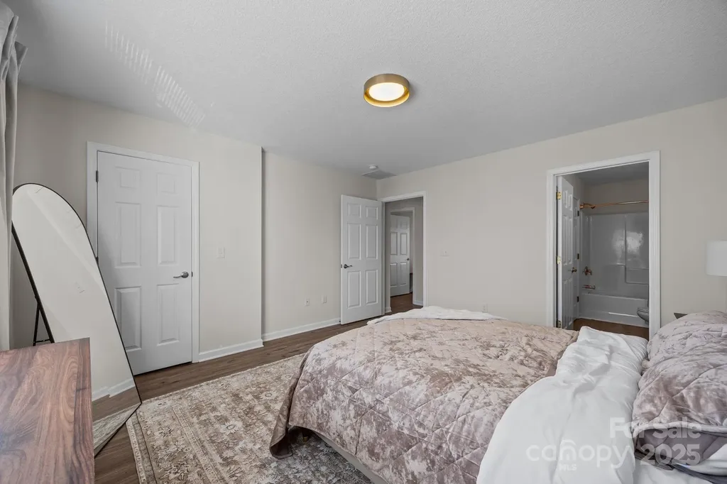2 Meadow Glen Drive Fletcher NC 28732