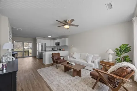 2 Meadow Glen Drive Fletcher NC 28732
