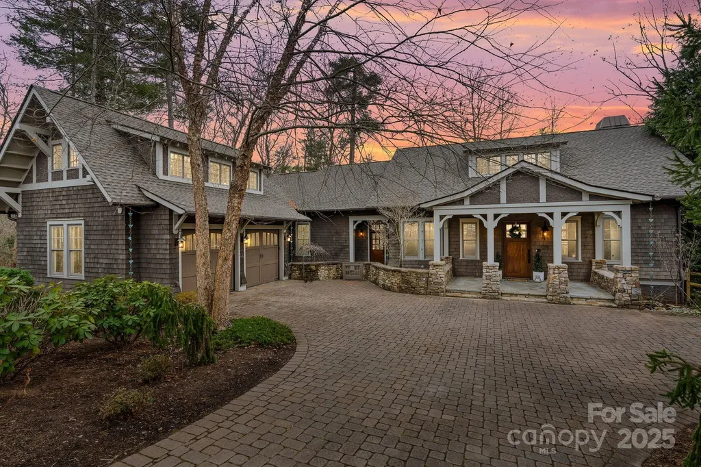 Asheville NC, 14 Landsdowne Court