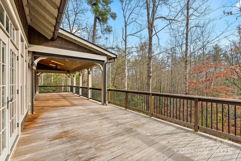 14 Landsdowne Court Asheville NC 28803
