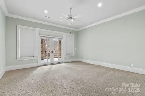 14 Landsdowne Court Asheville NC 28803