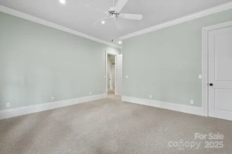 14 Landsdowne Court Asheville NC 28803
