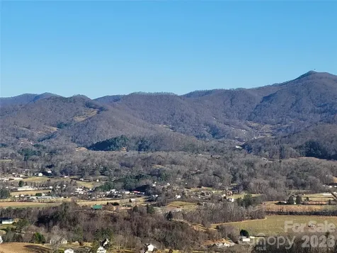 1201 Cathey Cove Road Waynesville NC 28786