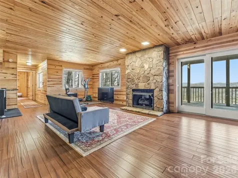101 Ruffed Grouse Road Brevard NC 28712