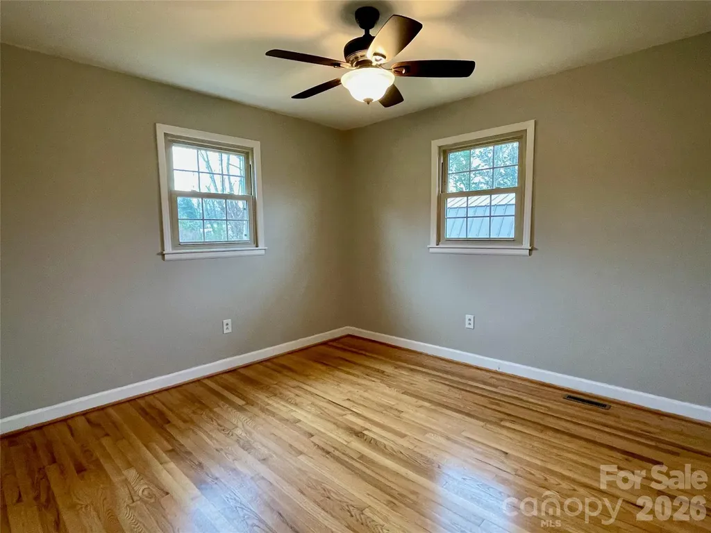 635 Powell Road NE Lenoir NC 28645