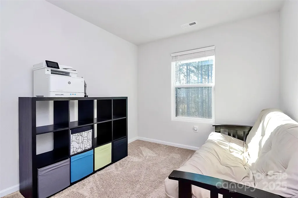 5209 Wolfridge Avenue Charlotte NC 28214