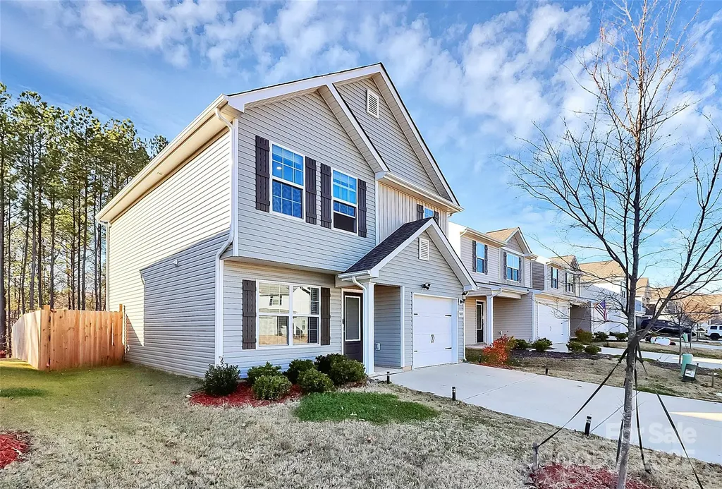 5209 Wolfridge Avenue Charlotte NC 28214
