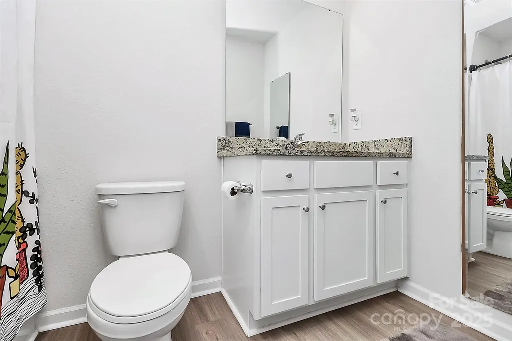 5209 Wolfridge Avenue Charlotte NC 28214