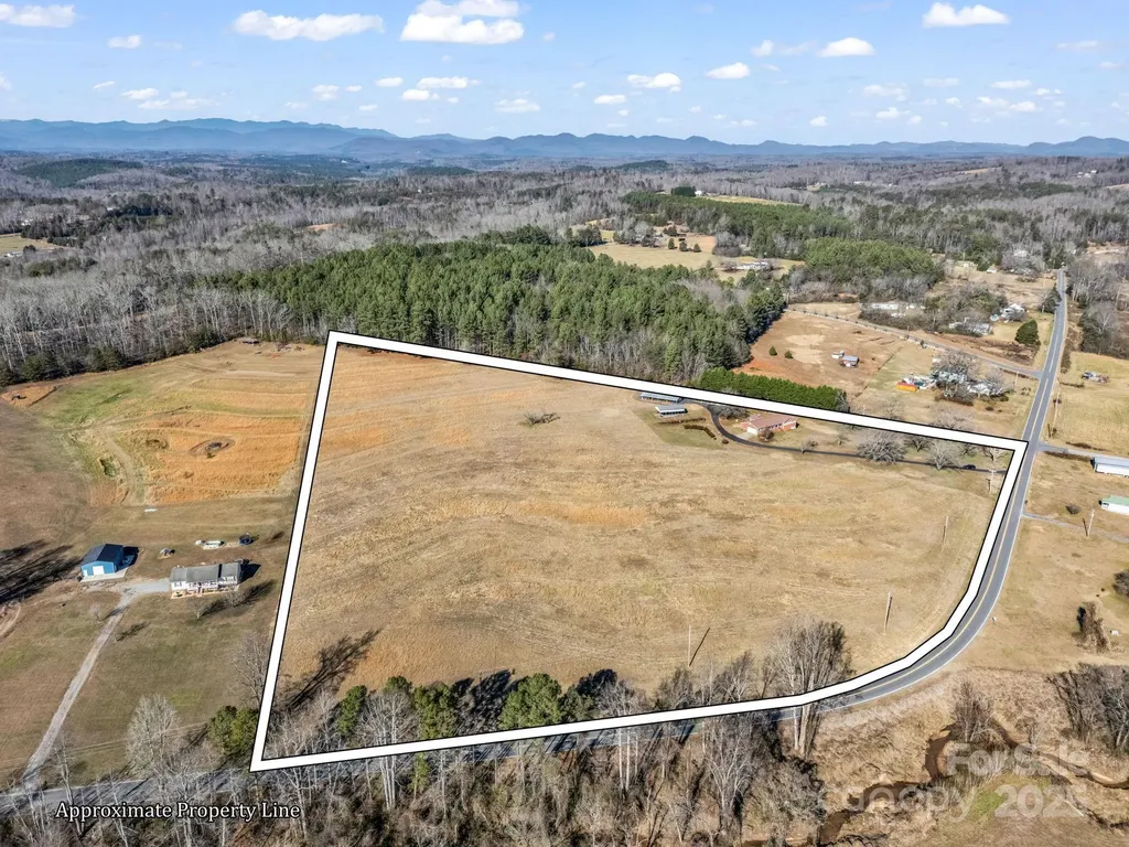 1504 Maple Creek Road Rutherfordton NC 28139