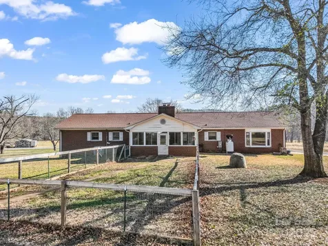 1504 Maple Creek Road Rutherfordton NC 28139
