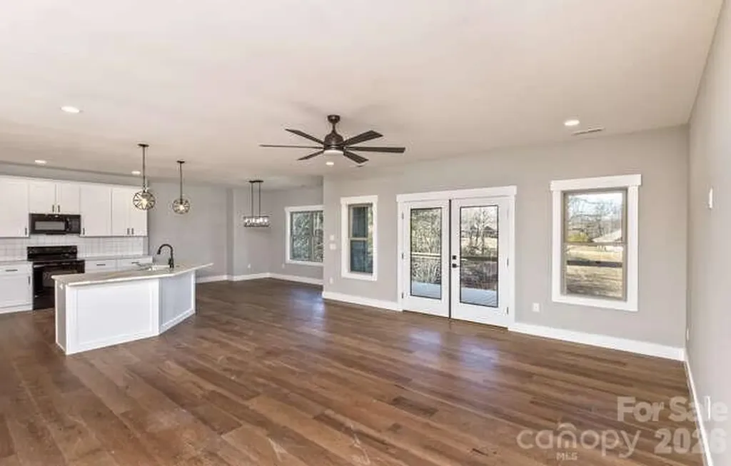 105 Sheila Wynne Drive Fletcher NC 28732