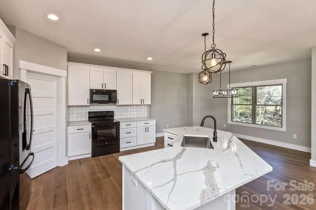 105 Sheila Wynne Drive Fletcher NC 28732