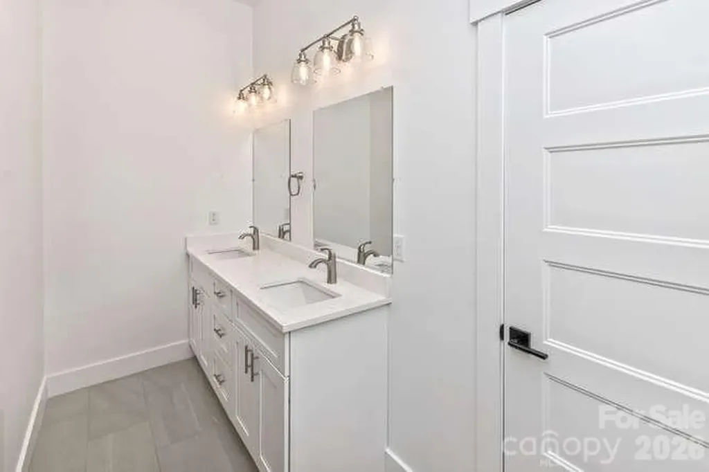 105 Sheila Wynne Drive Fletcher NC 28732
