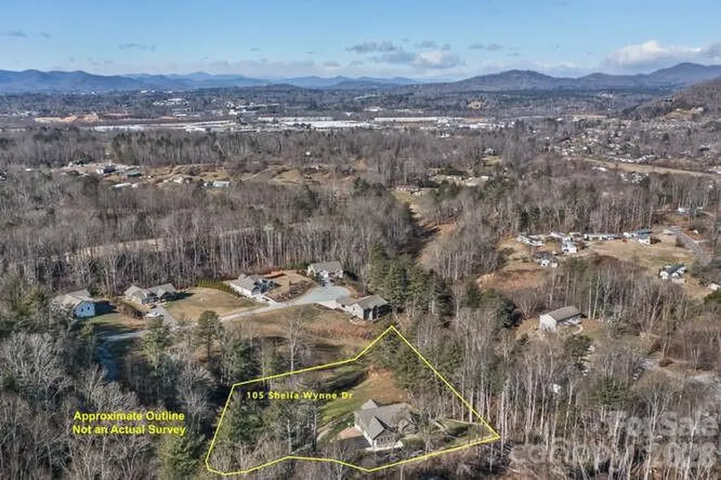 105 Sheila Wynne Drive Fletcher NC 28732
