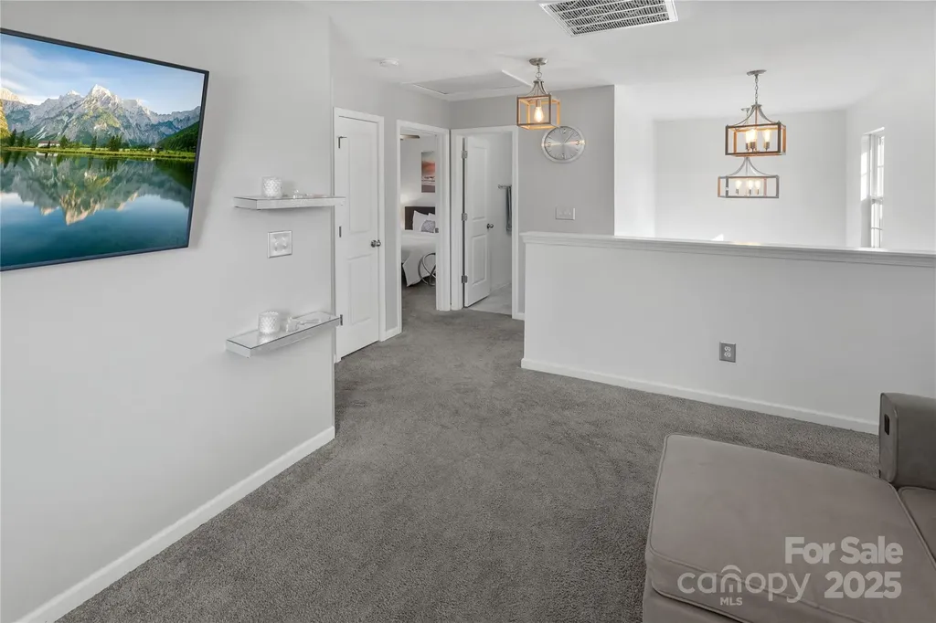 3735 Ernie Drive Charlotte NC 28269
