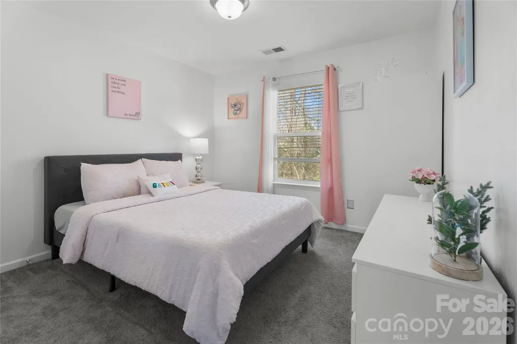 3735 Ernie Drive Charlotte NC 28269