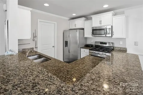 3735 Ernie Drive Charlotte NC 28269