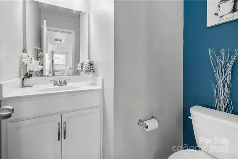 3735 Ernie Drive Charlotte NC 28269