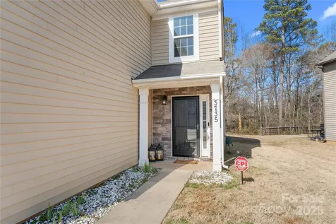 3735 Ernie Drive Charlotte NC 28269
