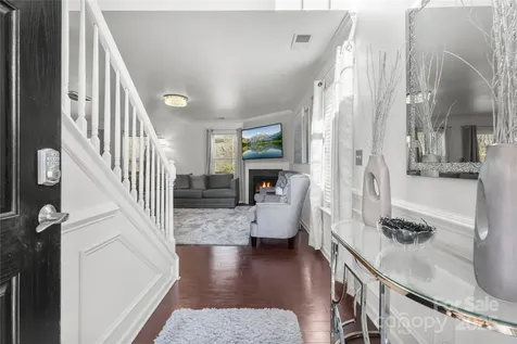 3735 Ernie Drive Charlotte NC 28269
