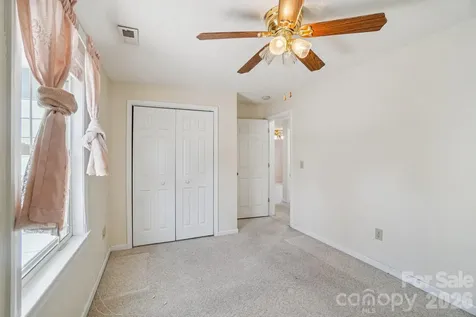 511 Oak Grove Road East Flat Rock NC 28731