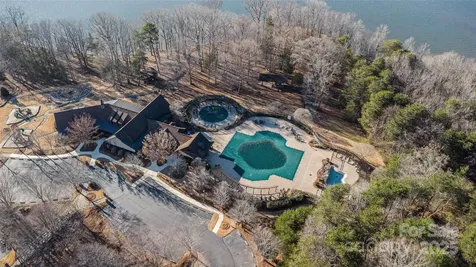 9026 Island Point Road Charlotte NC 28278