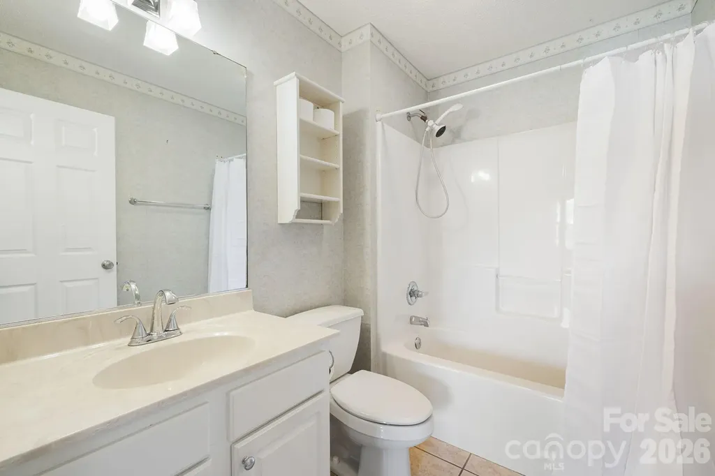 207 Christina Court Asheville NC 28806