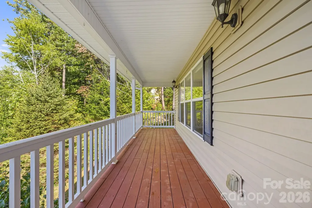 207 Christina Court Asheville NC 28806