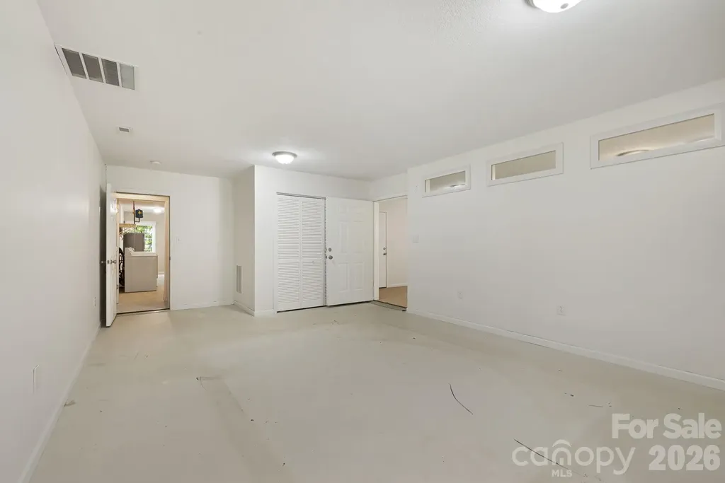 207 Christina Court Asheville NC 28806