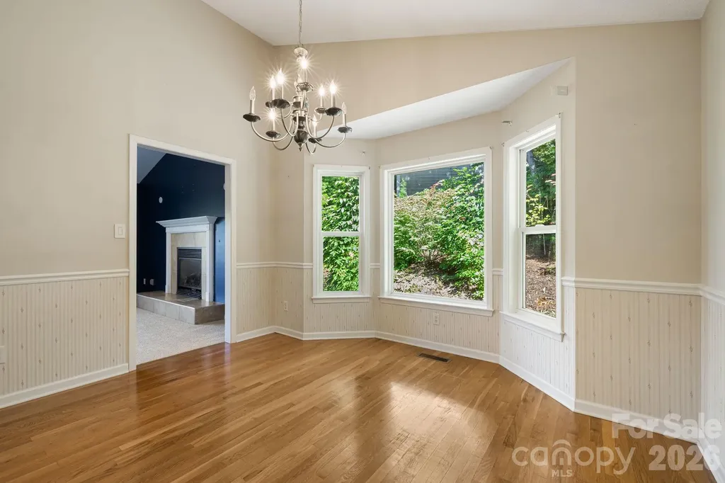 207 Christina Court Asheville NC 28806
