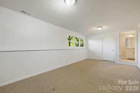 207 Christina Court Asheville NC 28806