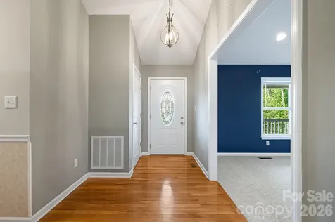 207 Christina Court Asheville NC 28806