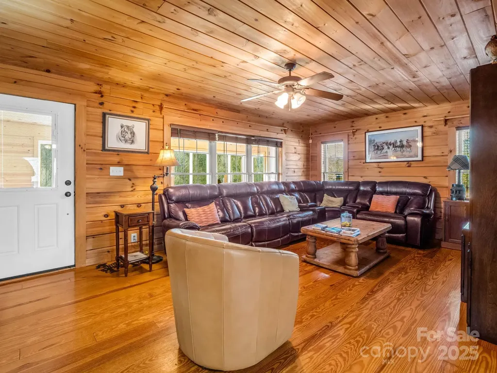 526 River Road Rutherfordton NC 28139
